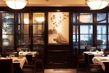 餐飲品牌策劃設(shè)計(jì)，是一場(chǎng)關(guān)于味覺、視覺、情感與文化的綜合藝術(shù)表演